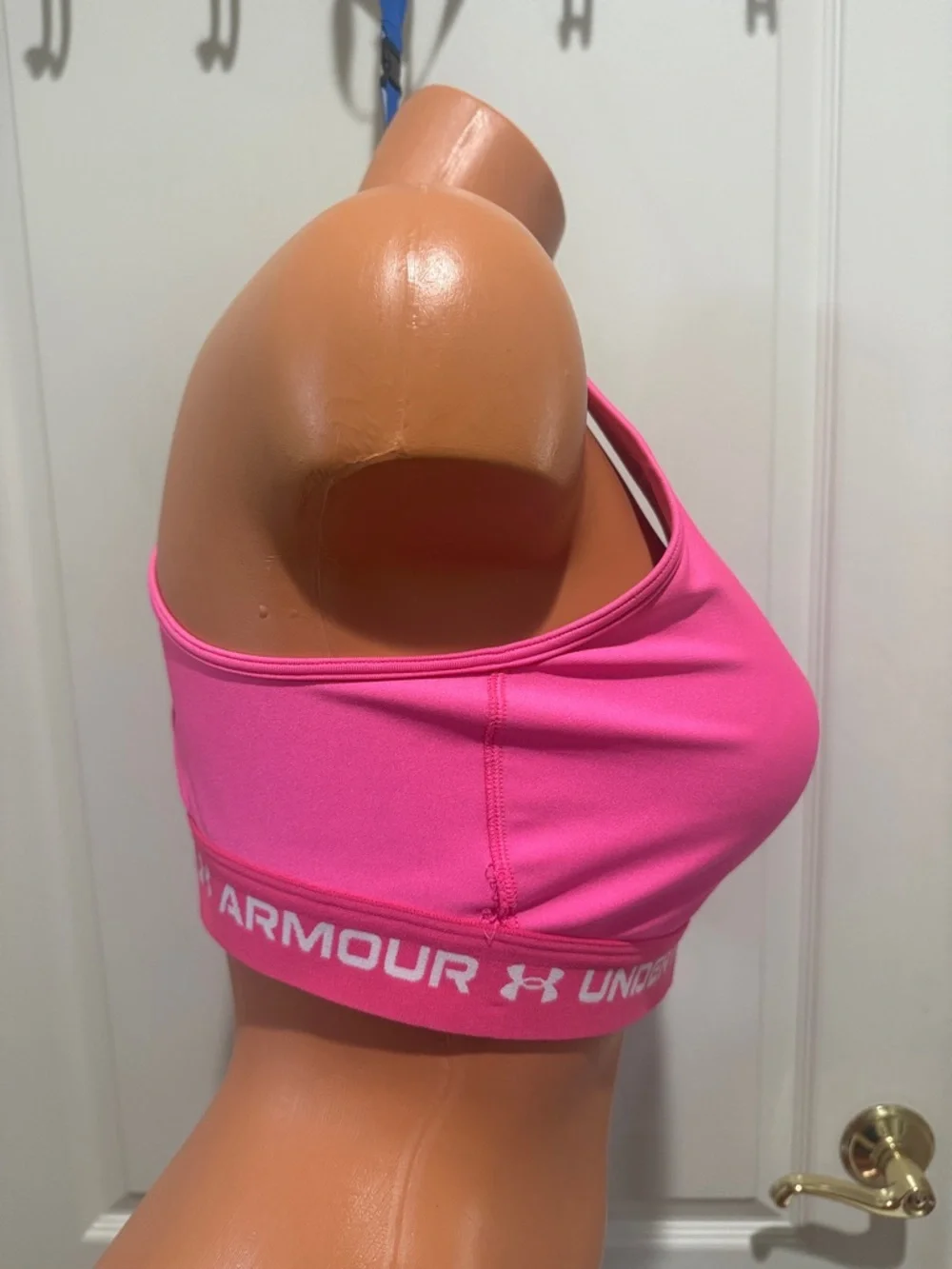 UNDER ARMOUR Cross Back Mid Sports Compression Bra Pink XL $35 EUC KL